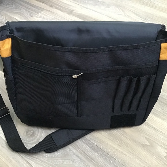 Black Yellow Bag - Picture 6 of 9